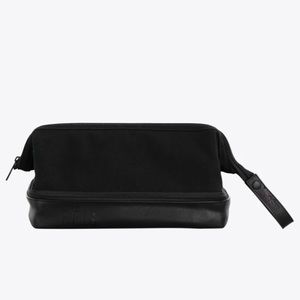 New Béis Dopp Kit in black